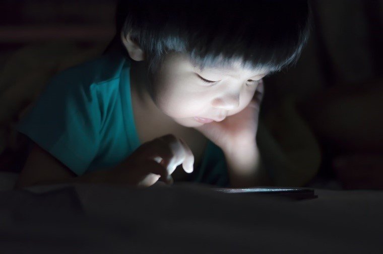 giúp trẻ kết nối internet an toàn 1